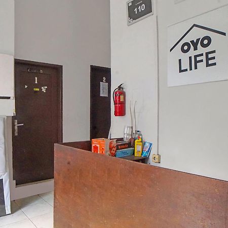 Oyo 92403 Gatsu Homestay Μεντάν Εξωτερικό φωτογραφία