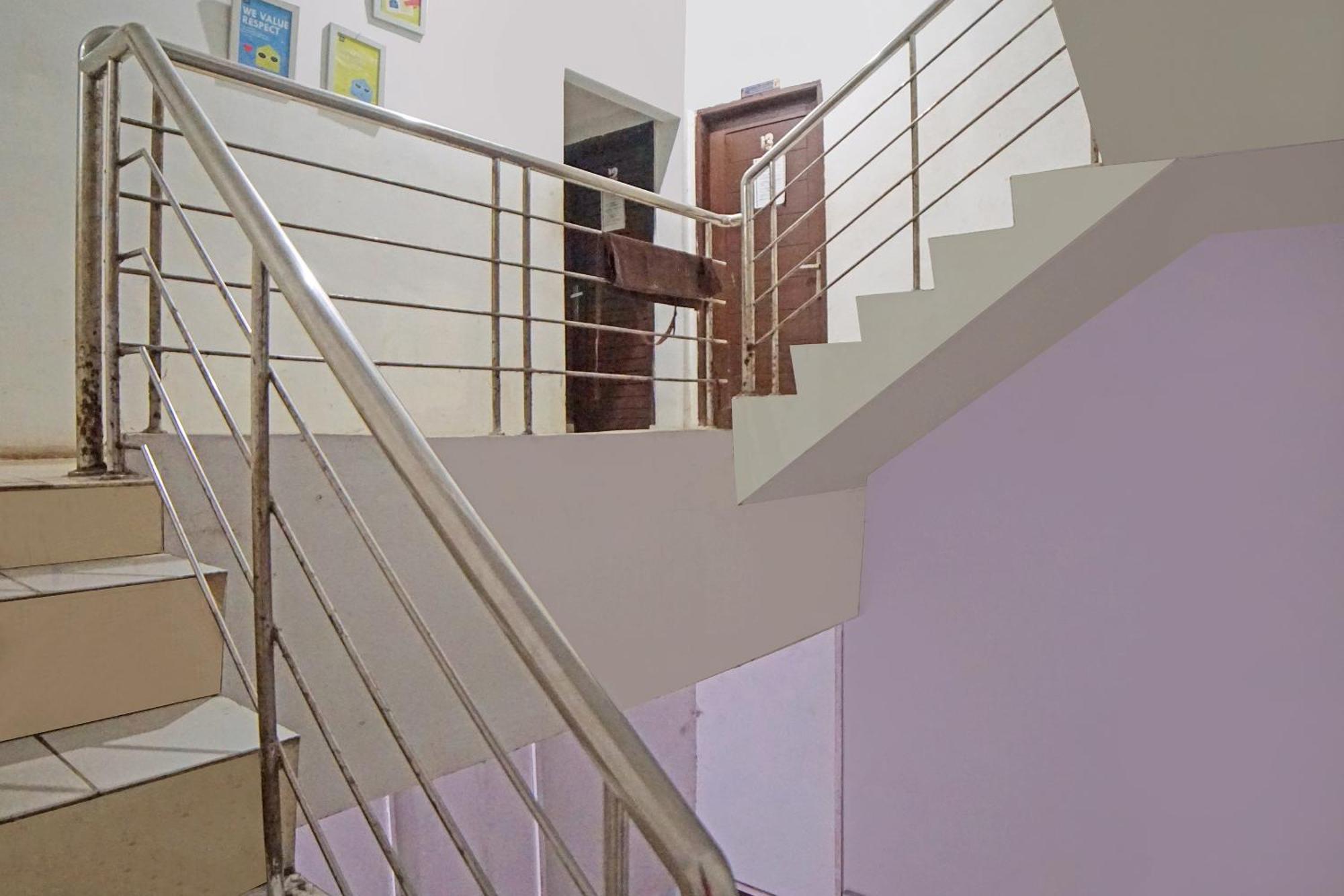 Oyo 92403 Gatsu Homestay Μεντάν Εξωτερικό φωτογραφία
