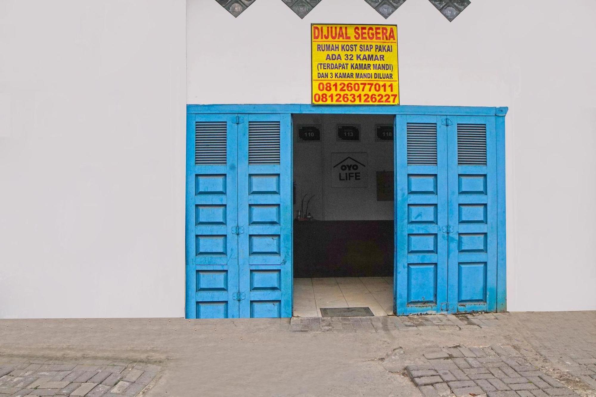 Oyo 92403 Gatsu Homestay Μεντάν Εξωτερικό φωτογραφία