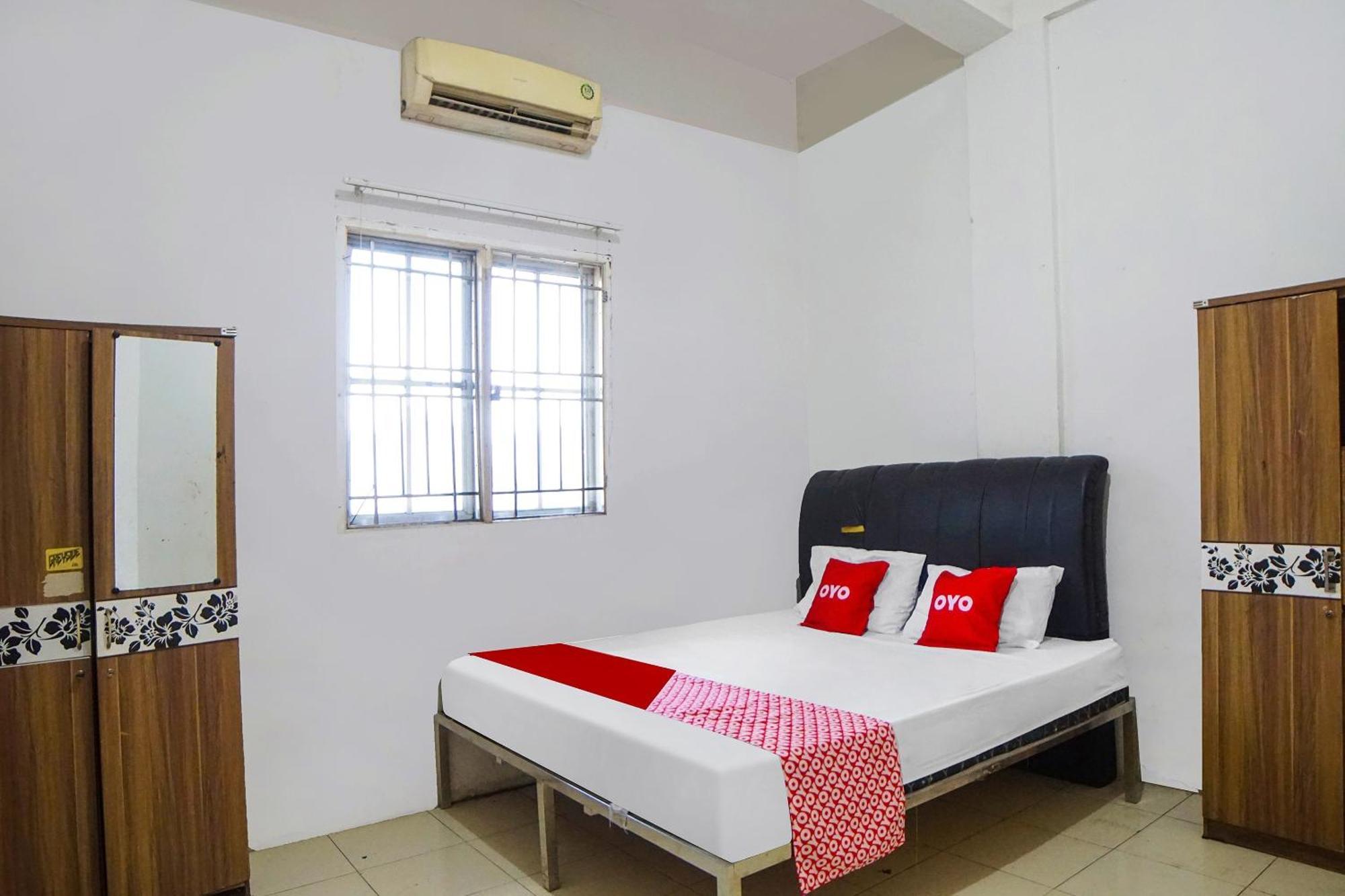 Oyo 92403 Gatsu Homestay Μεντάν Εξωτερικό φωτογραφία